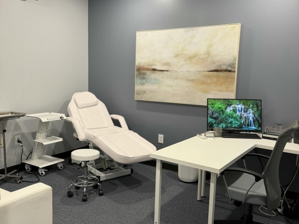 Listing Image #1 - Office for sale at 455 Swiftside Drive , 105, Cary NC 27606