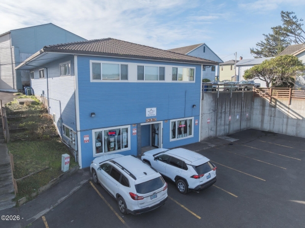 Listing Image #1 - Others for sale at 334 SW 7th, Newport OR 97365