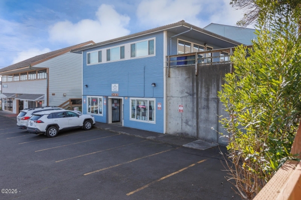 Listing Image #2 - Others for sale at 334 SW 7th, Newport OR 97365