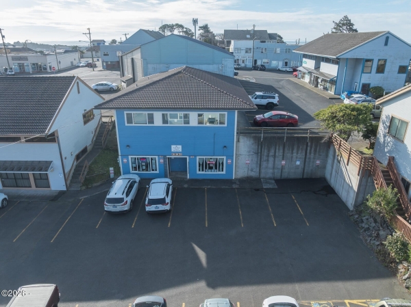 Listing Image #3 - Others for sale at 334 SW 7th, Newport OR 97365