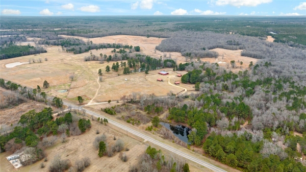 Listing Image #3 - Others for sale at 170 CR 2180, Clarksville TX 75426