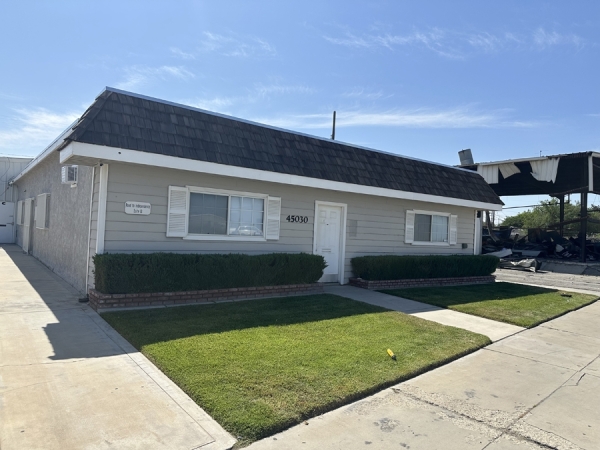 Listing Image #1 - Industrial for sale at 45030 Trevor Avenue, Lancaster CA 93534