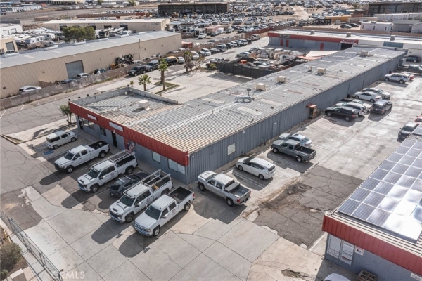 Listing Image #1 - Industrial for sale at 17415 Catalpa, Hesperia CA 92345