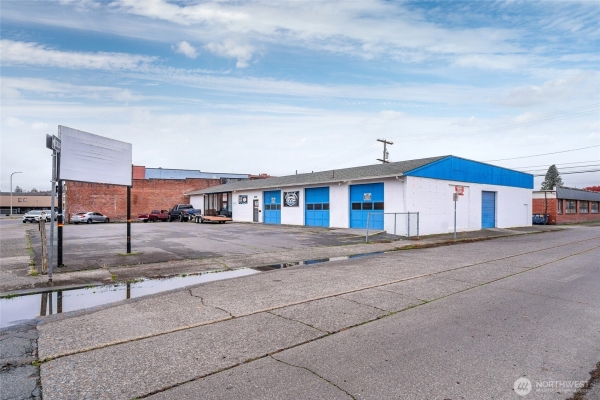 Listing Image #1 - Others for sale at 539 N Tower Avenue, Centralia WA 98531