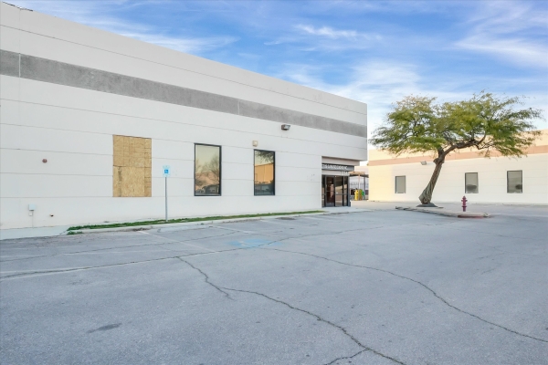 Listing Image #4 - Industrial for sale at 3748 Civic Center Dr, North Las Vegas NV 89030