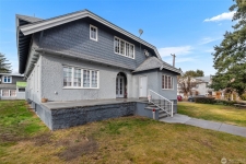 Listing Image #2 - Multi-family for sale at 600 Douglas Street, Wenatchee WA 98801