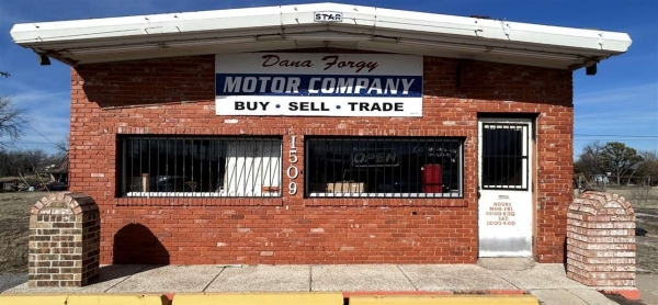 Listing Image #1 - Others for sale at 1509 SW Lee Blvd, Lawton OK 73501