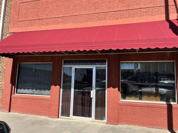 Listing Image #2 - Others for sale at 113 E Main St 109 E Main St, New Cordell OK 75632