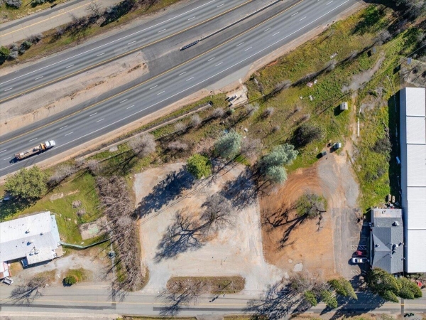 Listing Image #3 - Land for sale at Lakeshore Drive, Lakehead CA 96051