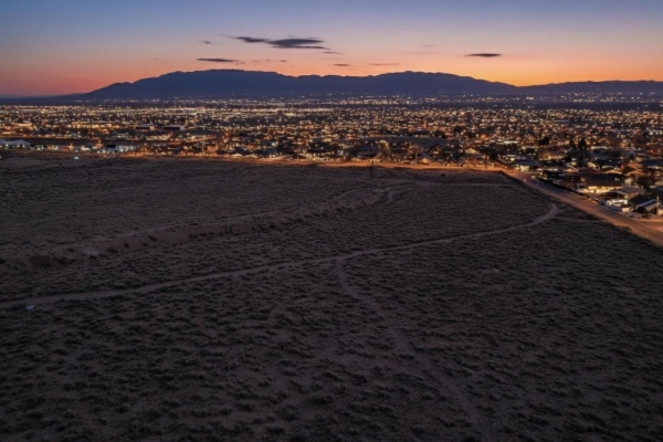 Listing Image #2 - Others for sale at 10350 Sunset Gardens Road SW, Albuquerque NM 87121