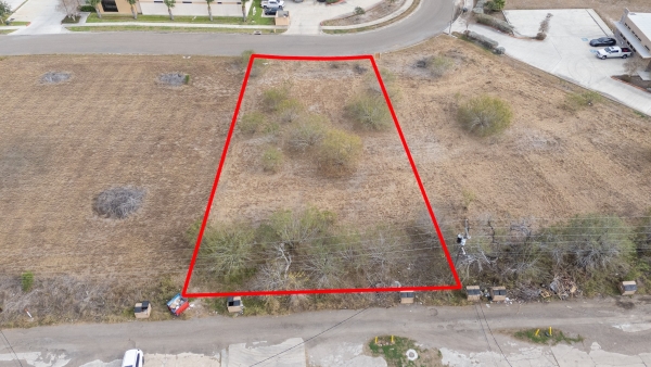Listing Image #1 - Land for sale at 613 Kamali Drive, Harlingen TX 78550