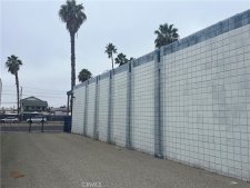 Office property for sale in Long Beach, CA