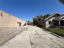 Listing Image #3 - Industrial for sale at 1727 E 42nd Street, Los Angeles CA 90058
