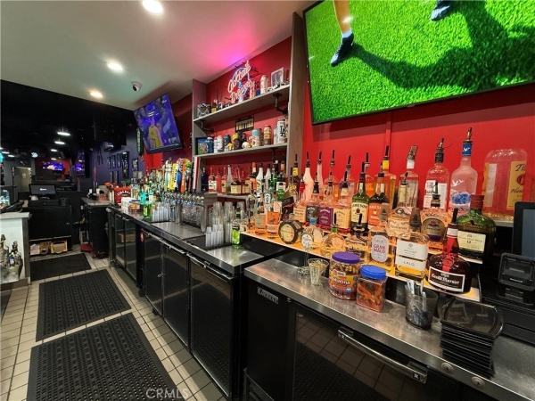 Listing Image #1 - Others for sale at 7013 Greenleaf Avenue, Whittier CA 90602