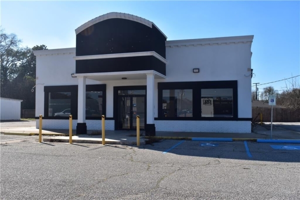 Listing Image #3 - Others for sale at 124 South Drive, Natchitoches LA 71457