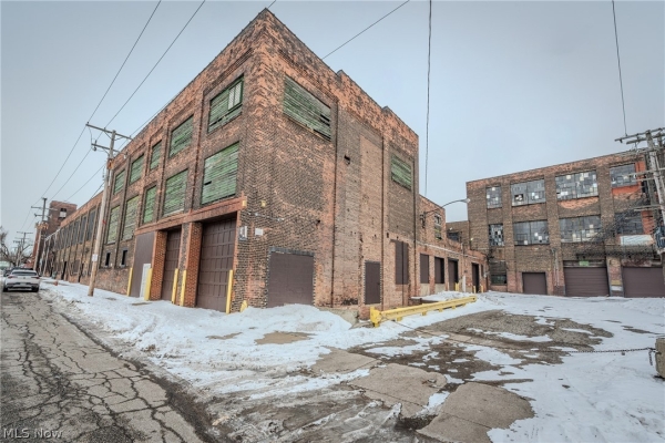 Listing Image #2 - Industrial for sale at 3155 W 33rd Street, Cleveland OH 44109