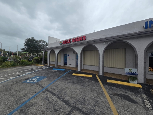 Listing Image #2 - Office for sale at 525 N State Rd 7, Margate FL 33063