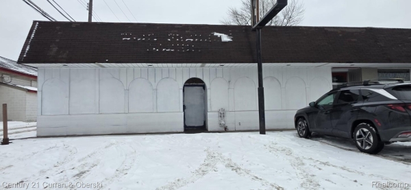 Listing Image #1 - Others for sale at 15282 Middlebelt Road, Livonia MI 48154