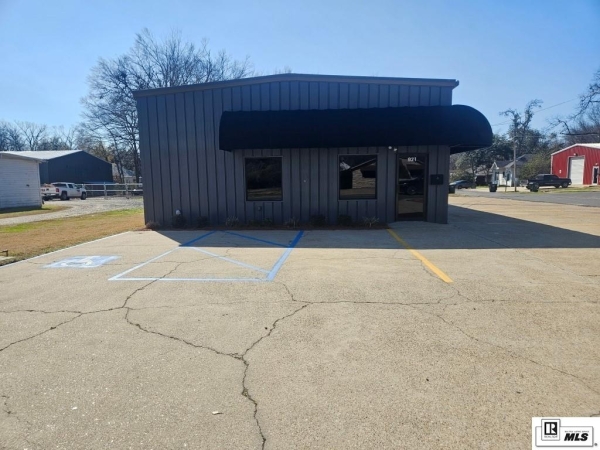 Listing Image #2 - Retail for sale at 921 CYPRESS STREET, West Monroe LA 71291