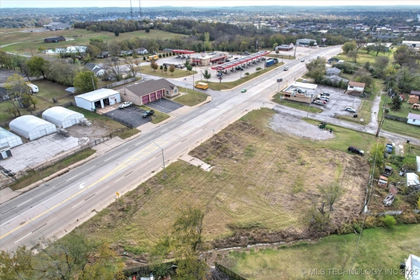Listing Image #2 - Land for sale at 904 N 9th Street, Sapulpa OK 74066