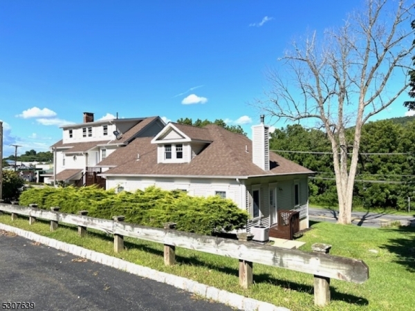 Listing Image #2 - Others for sale at 165 State Rt 23, Franklin NJ 07416