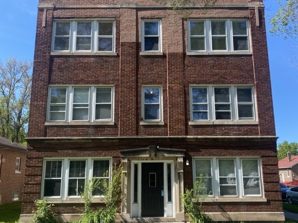 Listing Image #1 - Multi-family for sale at 300 Waltham Street, Calumet City IL 60409