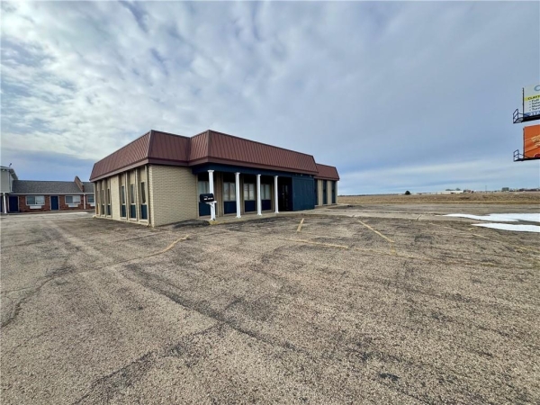 Listing Image #2 - Multi-family for sale at 4211 & 4213 Lake Land Blvd, Mattoon IL 61938