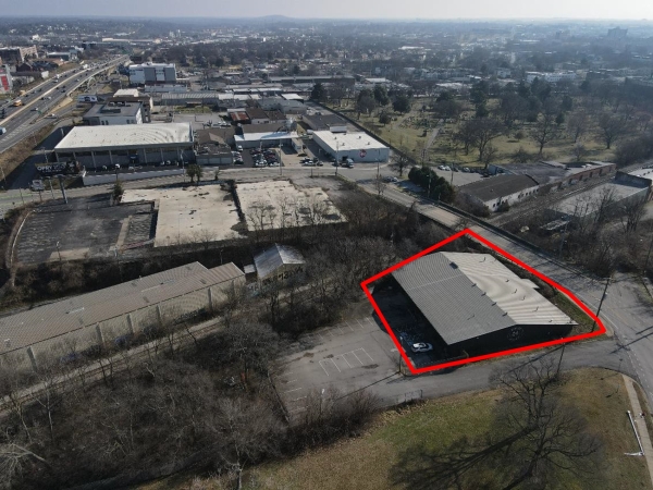 Listing Image #1 - Industrial for sale at 924 Vine Street, Nashville TN 37203
