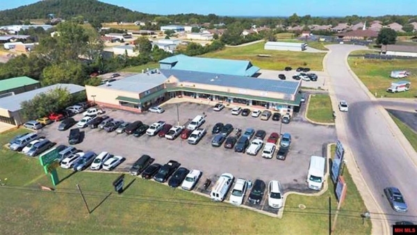 Listing Image #1 - Others for sale at 1310 E HWY 62 EAST, Mountain Home AR 72653
