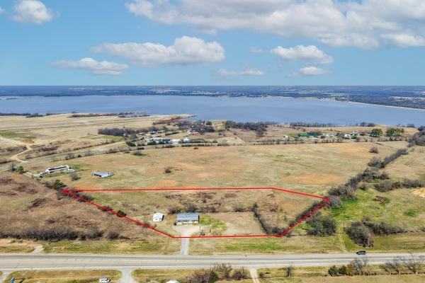 Listing Image #2 - Others for sale at 1465 N Hillcrest Dr, Sulphur Springs TX 75482 Listing Image #2 - Others for sale at 1465 N Hillcrest Dr, Sulphur Springs TX 75482