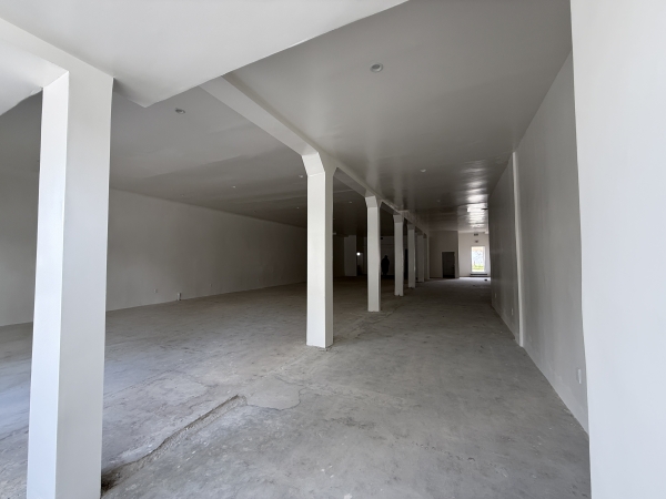 Listing Image #3 - Retail for sale at 4064 Crenshaw, Los Angeles CA 90008