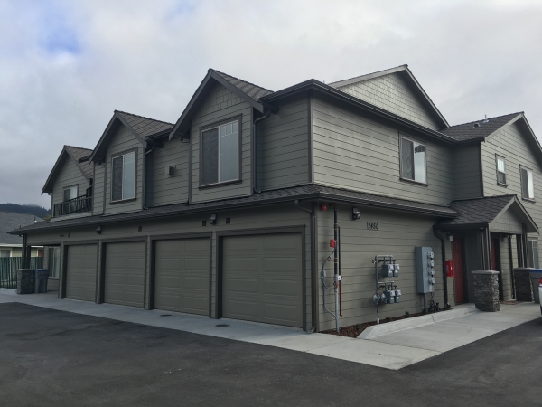 Listing Image #2 - Multi-family for sale at 2450 Newburg Ct, Fortuna CA 95540