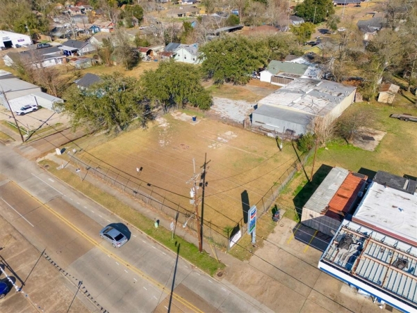 Listing Image #3 - Others for sale at 806 17th Street, Lake Charles LA 70601