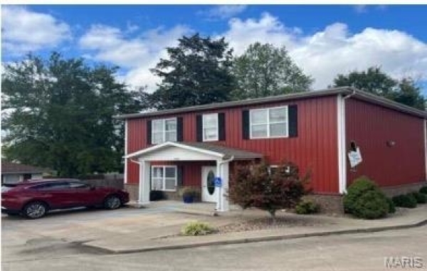 Listing Image #1 - Others for sale at 1502 W Jackson Boulevard, Jackson MO 63755