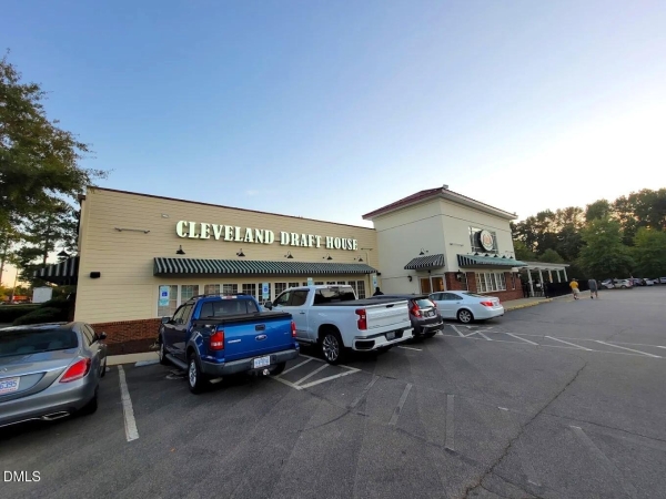 Listing Image #1 - Retail for sale at 1420 E Broad Street, Fuquay Varina NC 27526