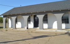 Office property for sale in De Kalb, TX