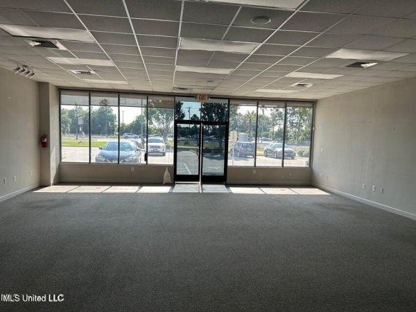 Listing Image #2 - Office for sale at 24 Marks Road, Ocean Springs MS 39564 Listing Image #2 - Office for sale at 24 Marks Road, Ocean Springs MS 39564