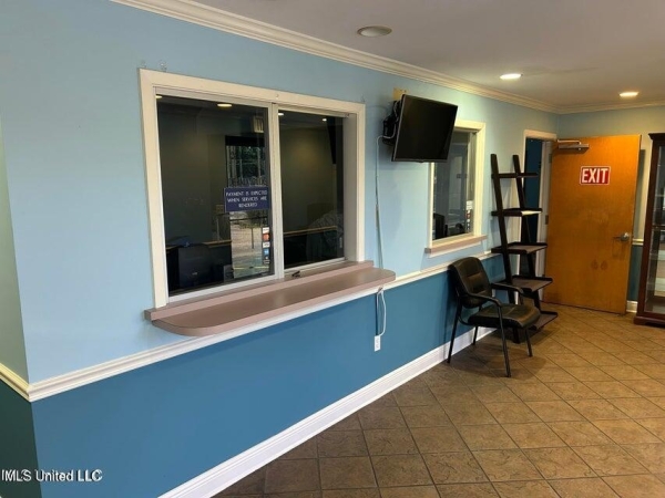 Listing Image #3 - Office for sale at 24 Marks Road, Ocean Springs MS 39564 Listing Image #3 - Office for sale at 24 Marks Road, Ocean Springs MS 39564