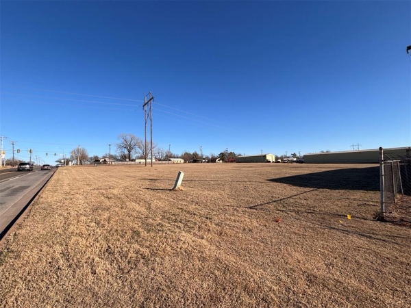 Listing Image #1 - Others for sale at 1641 S Bryant Avenue, Oklahoma City OK 73121
