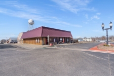 Listing Image #3 - Others for sale at 124 SOUTH BROADWAY, SALISBURY MO 65281