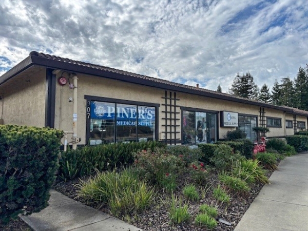 Listing Image #1 - Retail for sale at 907-911 Trancas St., Napa CA 94558