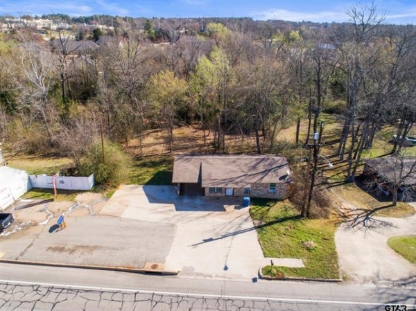 Listing Image #2 - Others for sale at 1206 S Main, Lindale TX 75771