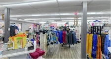 Listing Image #2 - Retail for sale at 1100 S Huntington Street, Syracuse IN 46567