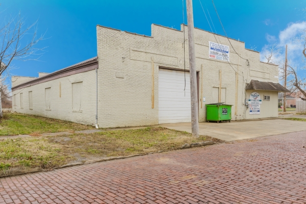 Listing Image #2 - Others for sale at 300 Granger Street, Harrisburg IL 62946