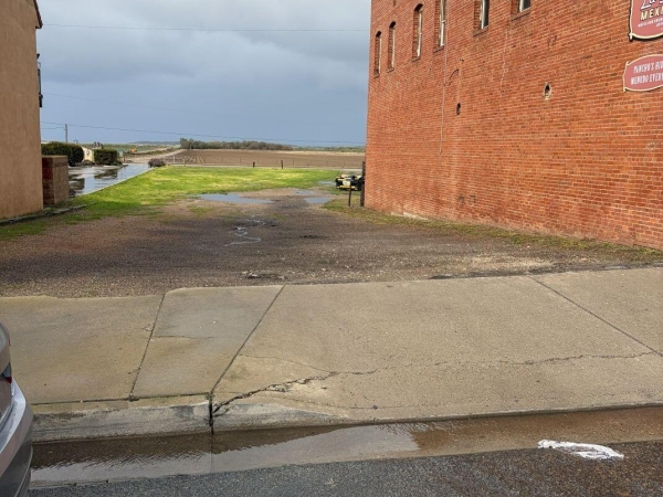 Listing Image #2 - Others for sale at 823 Guadalupe Street, Guadalupe CA 93434