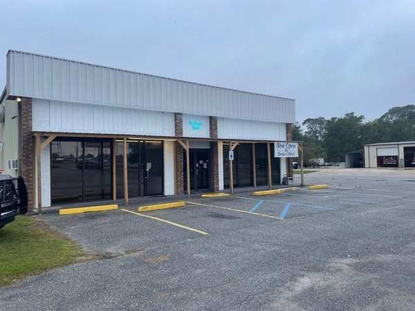 Listing Image #1 - Others for sale at 310 West Railroad Street S, Pelham GA 31779