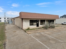 Listing Image #3 - Industrial for sale at 110 Post Office Dr, Suite A-B, Hewitt TX 76643