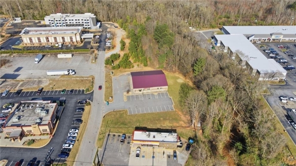 Listing Image #2 - Others for sale at 142 Hampton Court, Commerce GA 30529