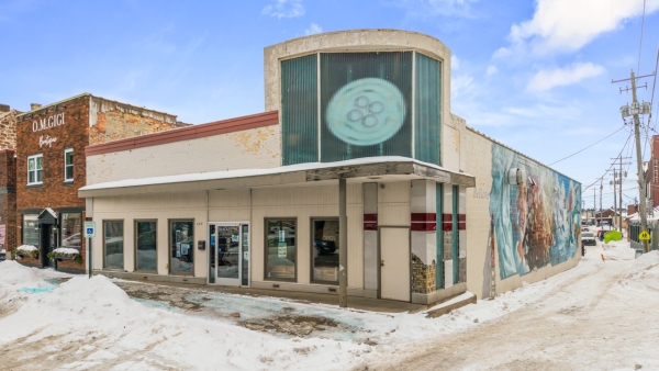 Listing Image #1 - Retail for sale at 207 E. Hughitt St., Iron Mountain MI 49801
