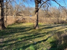 Listing Image #3 - Land for sale at 1013 W College, Clarksville TX 75426
